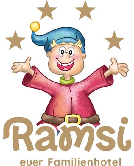 Lehrlingsportal.at Cartoonfigur in roter Tunika und blauem Hut steht lächelnd mit erhobenen Armen, umgeben von vier goldenen Sternen. Der Text darunter lautet "Ramsi euer Familienhotel".