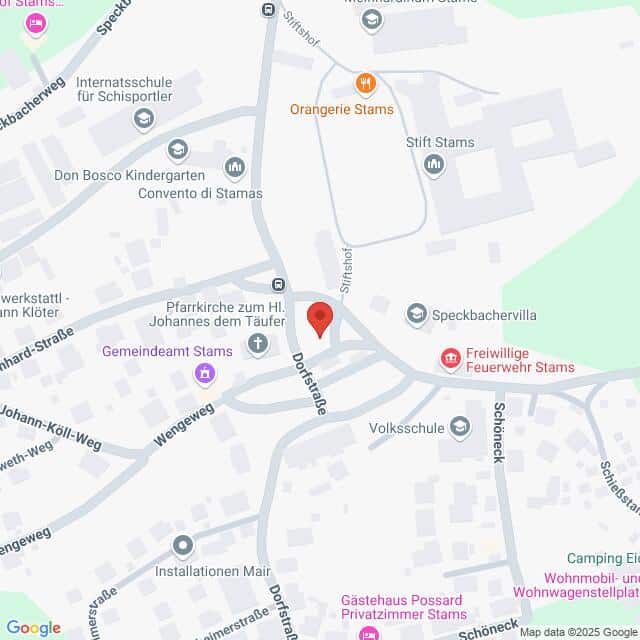 Lehrlingsportal.at Karte eines Abschnitts in Stams, Österreich, mit Straßen, Gebäuden und Sehenswürdigkeiten wie der Pfarrkirche zum Hl. Johannes dem Täufer und Freiwillige Feuerwehr Stams. Eine rote Stecknadel markiert einen bestimmten Ort.
