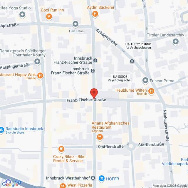 Lehrlingsportal.at Karte eines Teils von Innsbruck, Österreich, rund um die Franz-Fischer-Straße. Zu den Geschäften in der Nähe gehören ein Fahrradverleih, ein afghanisches Restaurant, eine Bäckerei und ein Yogastudio.