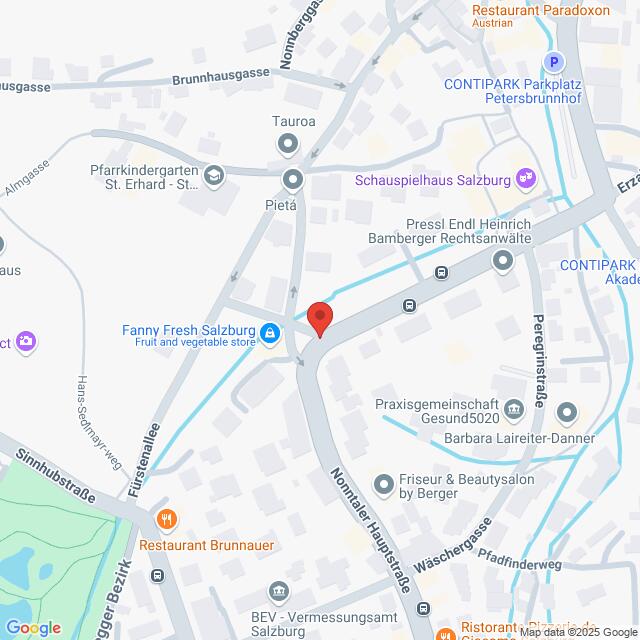 Lehrlingsportal.at Kartenansicht, die einen Teil von Salzburg mit umliegenden Straßen, Restaurants und Geschäften zeigt, zentriert um eine rote Stecknadel.