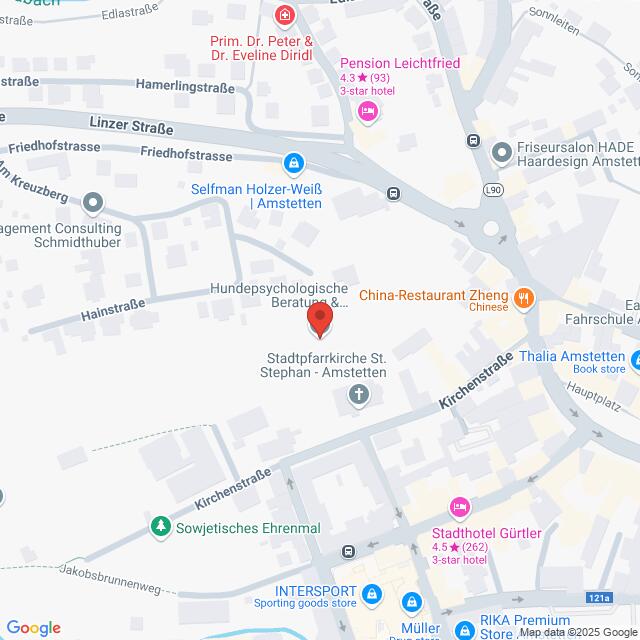Lehrlingsportal.at Karte eines Teils von Amstetten, Österreich, mit eingezeichneten Unternehmen in der Nähe, wie Restaurants, Beratungsdiensten und Geschäften. Straßen wie die Linzer Straße und die Kirchenstraße sind sichtbar.