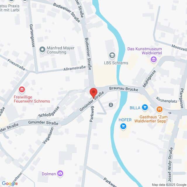 Lehrlingsportal.at Karte mit der Kreuzung Gmünder Straße und Budweiser Straße in der Nähe der Braunau-Brücke in Schrems, Österreich, mit Beschriftung der nahegelegenen Sehenswürdigkeiten.