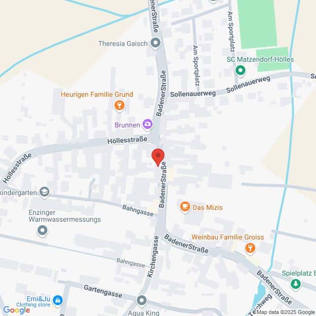 Lehrlingsportal.at Eine digitale Karte zeigt Straßen und Sehenswürdigkeiten in Matzendorf-Hölles, Österreich, mit einer roten Stecknadel, die einen Punkt auf der Badener Straße markiert.