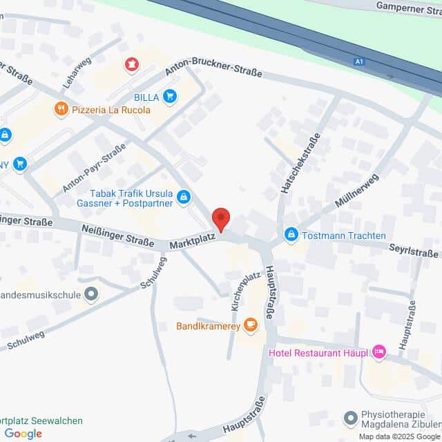 Lehrlingsportal.at Eine Karte, die den Marktplatz in einer Kleinstadt hervorhebt und die nahe gelegenen Straßen, Geschäfte und Sehenswürdigkeiten wie Restaurants, Läden und ein Hotel zeigt.