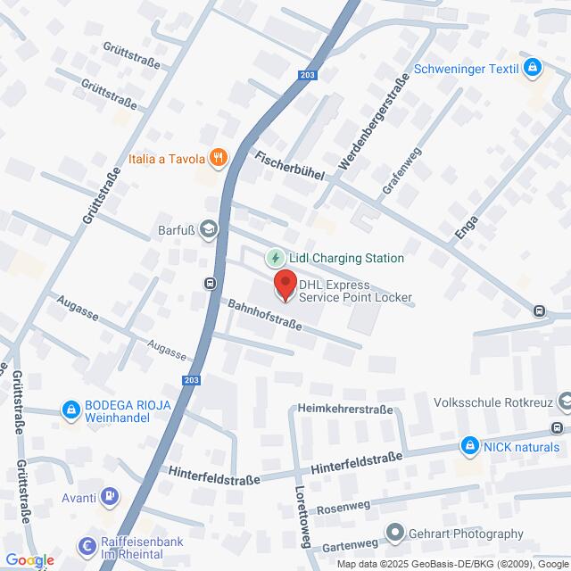 Lehrlingsportal.at Die Karte zeigt einen Stadtausschnitt mit Straßen, Unternehmen und Sehenswürdigkeiten, einschließlich der Lidl-Ladestation und des DHL Express Service Point Lockers in der Nähe der Bahnhofstraße.