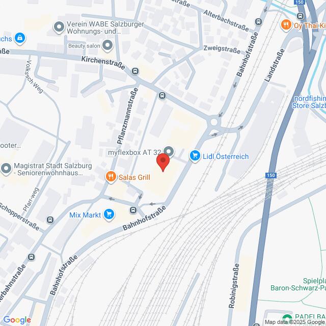 Lehrlingsportal.at Karte eines Standorts in der Bahnhofstraße in Salzburg, Österreich, in der Nähe von myflexbox AT 32, Salas Grill, Mix Markt und Lidl-Supermarkt, wobei die nahe gelegenen Bahngleise sichtbar sind.