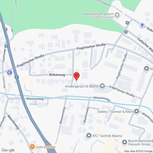 Lehrlingsportal.at Die Karte zeigt einen Abschnitt der Pogöriacher Straße in Villach, Österreich, mit einer Markierung in der Nähe des Kindergartens St. Martin und verschiedener umliegender Straßen und Geschäfte.