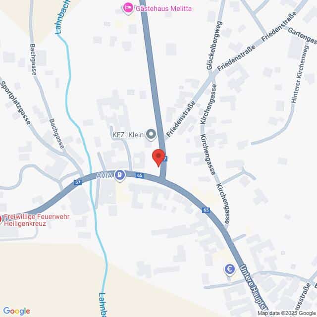 Lehrlingsportal.at Karte, die eine Straßenkreuzung in Heiligenkreuz zeigt, mit nahegelegenen Sehenswürdigkeiten wie einer AVIA-Tankstelle und der Freiwilligen Feuerwehr Heiligenkreuz.