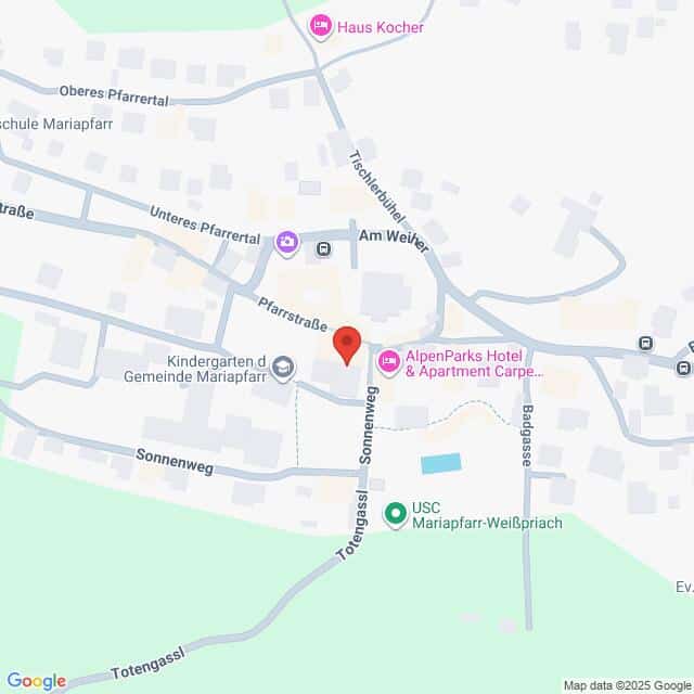 Lehrlingsportal.at Karte eines Teils von Mariapfarr, Österreich, mit Hervorhebung von Sonnenweg, Pfarrstraße und nahe gelegenen Sehenswürdigkeiten wie dem AlpenParks Hotel und einem Kindergarten.