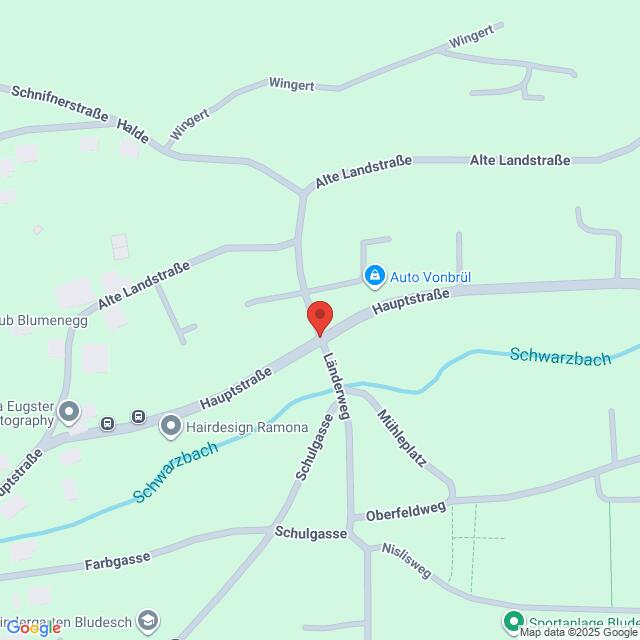 Lehrlingsportal.at Eine Karte, die die Kreuzung der Hauptstraße mit der Alten Landstraße in der Nähe von Schwarzbach in einer Kleinstadt zeigt, mit Beschriftung der umliegenden Geschäfte und Straßen.