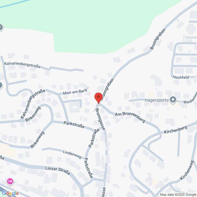 Lehrlingsportal.at Eine Karte, die die Kreuzung Parkstraße, Brunnengasse und Am Brunnberg in einem Wohngebiet zeigt, mit einer roten Standortnadel, die das Zentrum markiert.