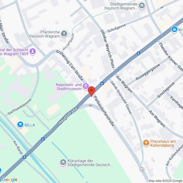 Lehrlingsportal.at Karte eines Abschnitts von Deutsch-Wagram, Österreich, mit eingezeichneter Kreuzung von Hauptstraße und Paradestraße in der Nähe von Napoleon- und Stadtmuseum.