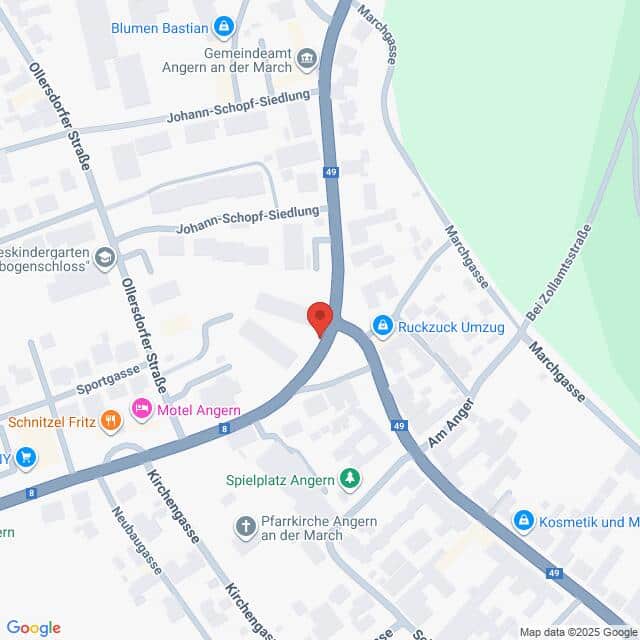 Lehrlingsportal.at Karte einer zentralen Kreuzung in Angern an der March, Österreich, mit Beschriftung der umliegenden Straßen, Geschäfte und Sehenswürdigkeiten.