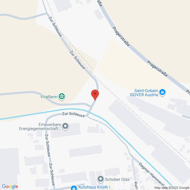 Lehrlingsportal.at Eine Karte, die die Kreuzung der Straßen Zur Schleuse und Pragerstraße in Österreich zeigt, mit mehreren Geschäften in der Nähe und einem Kanal, der durch das Gebiet verläuft.