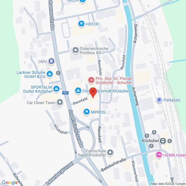 Lehrlingsportal.at Die Karte zeigt einen Ausschnitt von Kitzbühel, Österreich, mit markanten Orten wie Schmidt Kitzbühel, MPREIS und der Bahnhofstraße.