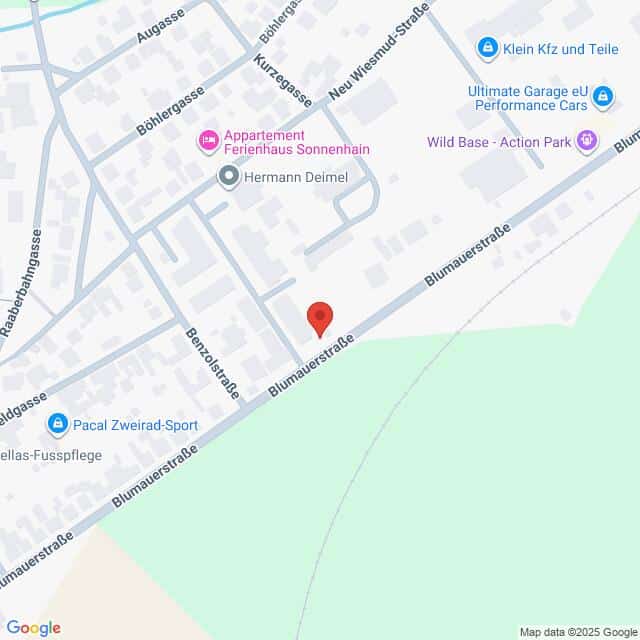 Lehrlingsportal.at Eine digitale Karte, die einen Abschnitt der Blumauerstraße mit den umliegenden Geschäften und Straßen, einschließlich Augustgasse, Benzstraße und Kurzeggasse, zeigt.