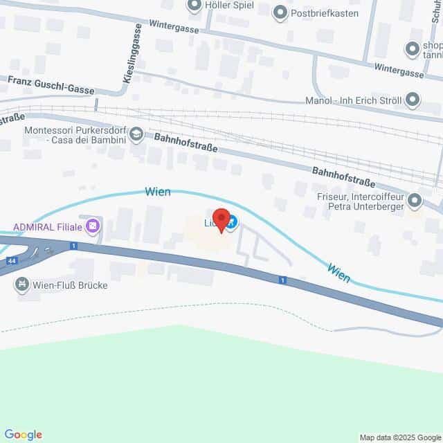 Lehrlingsportal.at Karte eines Abschnitts der Bahnhofstraße in der Nähe des Wienflusses in Purkersdorf, Österreich, mit Beschriftung verschiedener Geschäfte und Wahrzeichen.