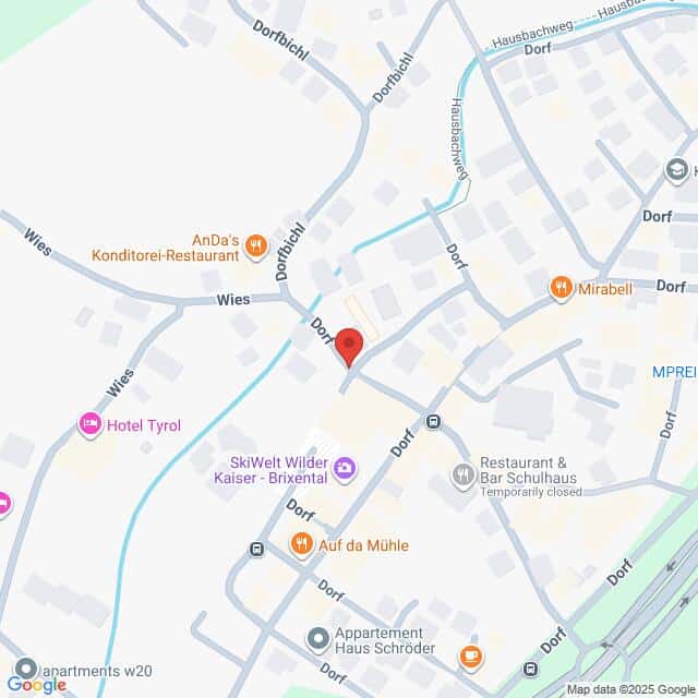 Lehrlingsportal.at Eine Karte, die einen zentralen Ort in einer Stadt zeigt und auf der nahegelegene Restaurants, Hotels und andere interessante Orte eingezeichnet sind. Eine rote Markierung kennzeichnet eine bestimmte Stelle in der Dorfstraße.